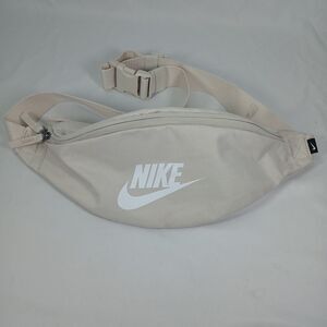 Nike Waist Pack Beige White Logo Belt Bag Crossbody Adjustable Strap Unisex